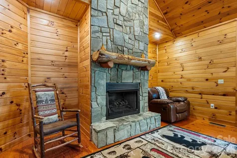 110 Mountain Crest Drive S Marion NC 28752