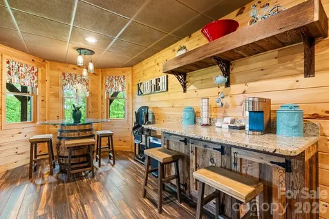 110 Mountain Crest Drive S Marion NC 28752