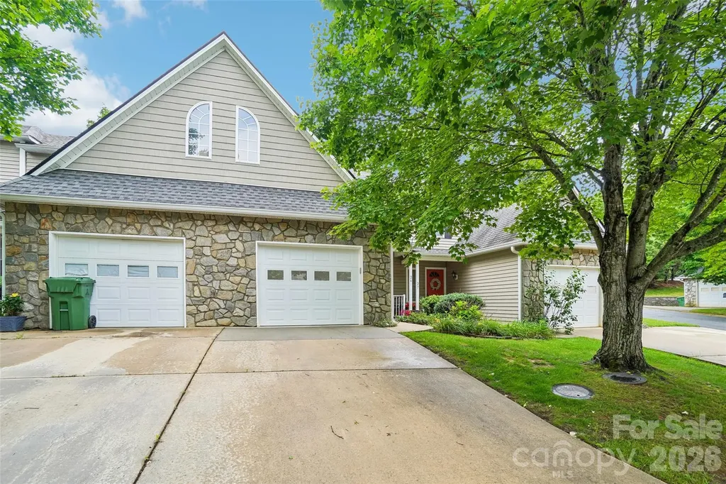 26 Willowick Drive Asheville NC 28803