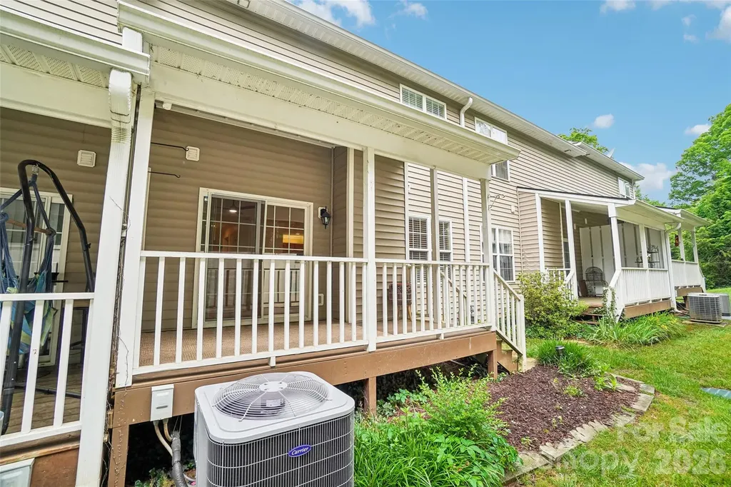 26 Willowick Drive Asheville NC 28803