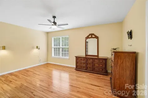 26 Willowick Drive Asheville NC 28803