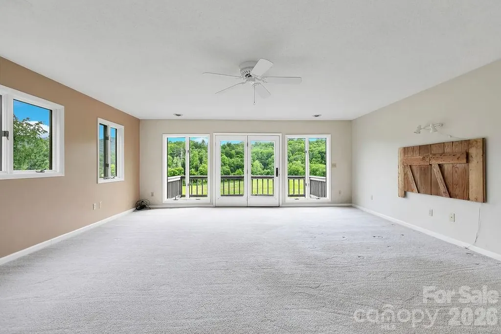 547 Windover Drive Brevard NC 28712