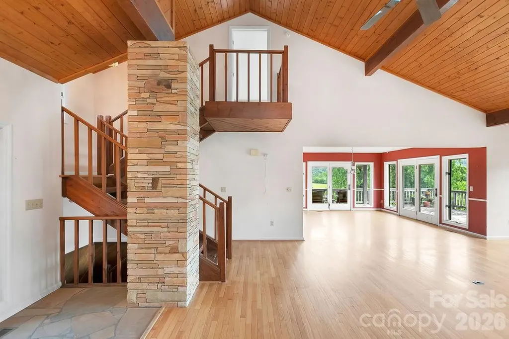 547 Windover Drive Brevard NC 28712