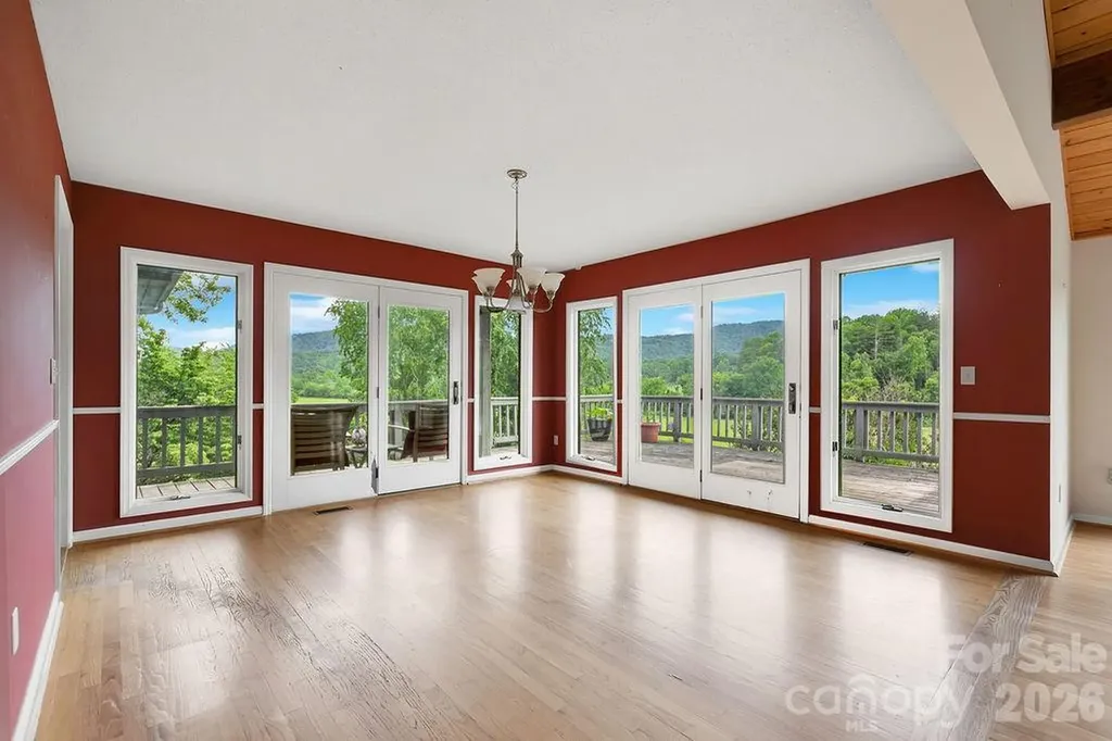 547 Windover Drive Brevard NC 28712