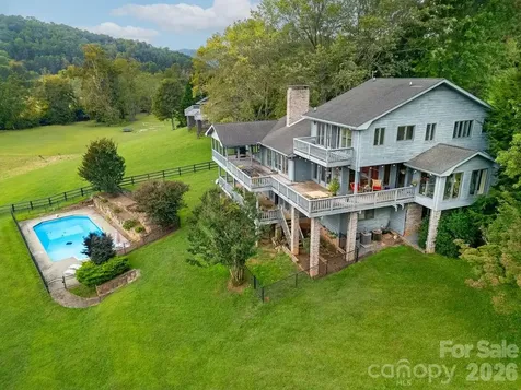 547 Windover Drive Brevard NC 28712