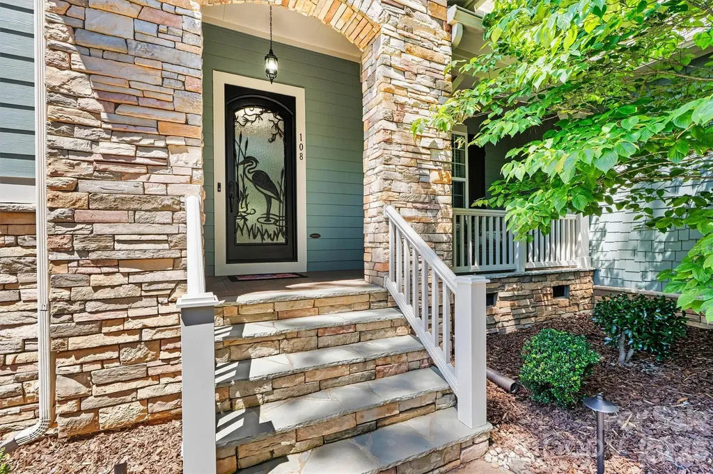 108 Heron Cove Drive Mount Holly NC 28120