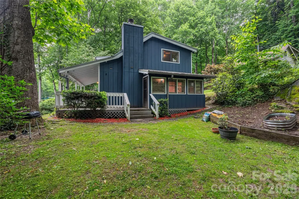 100 Bristol Lane Maggie Valley NC 28751