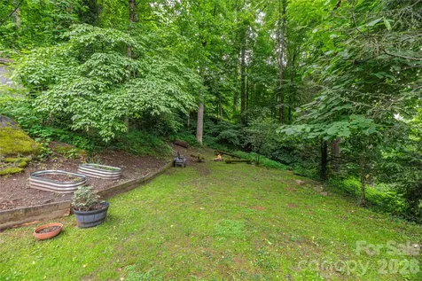100 Bristol Lane Maggie Valley NC 28751