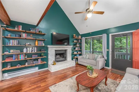 100 Bristol Lane Maggie Valley NC 28751