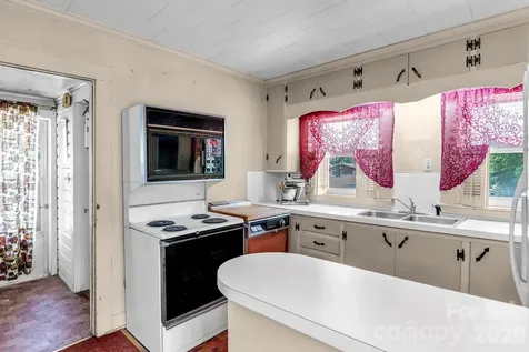 310 E Ryder Avenue Landis NC 28088