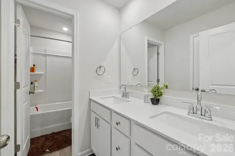 15142 Windy Plains Road Charlotte NC 28262