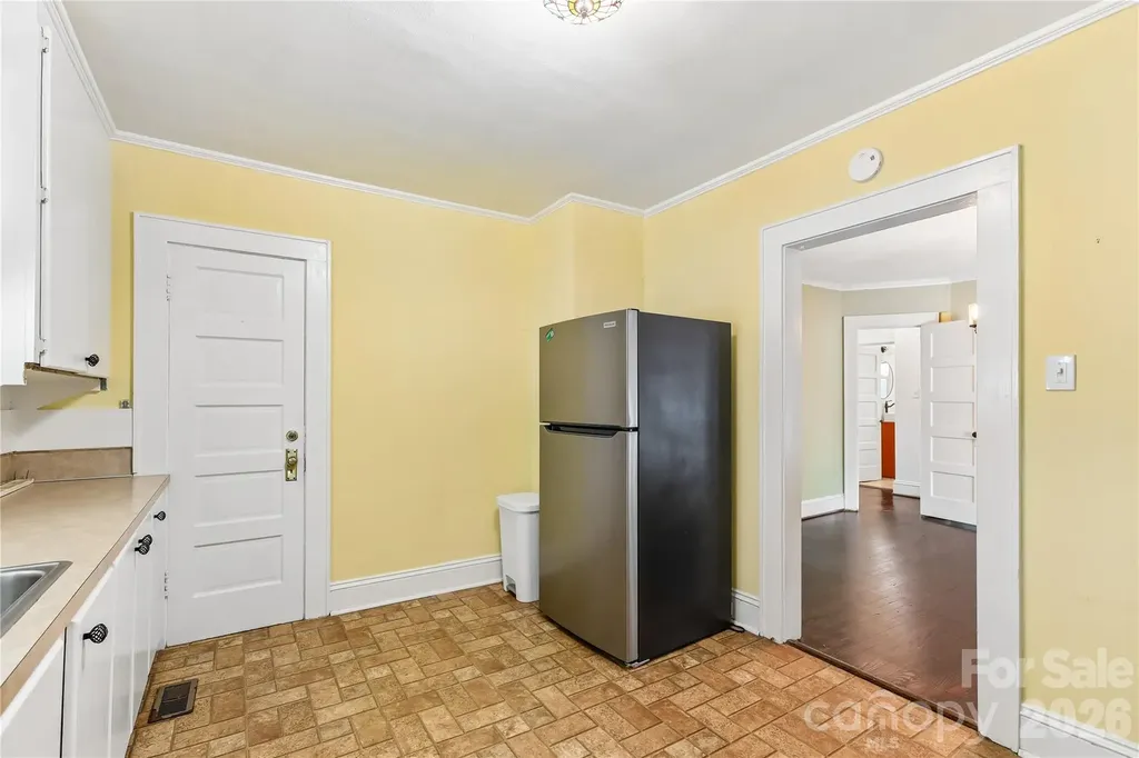 1010 Desoto Avenue Kannapolis NC 28083