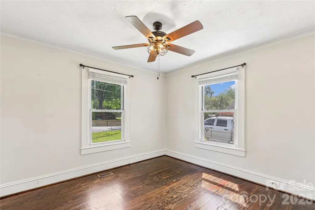 1010 Desoto Avenue Kannapolis NC 28083