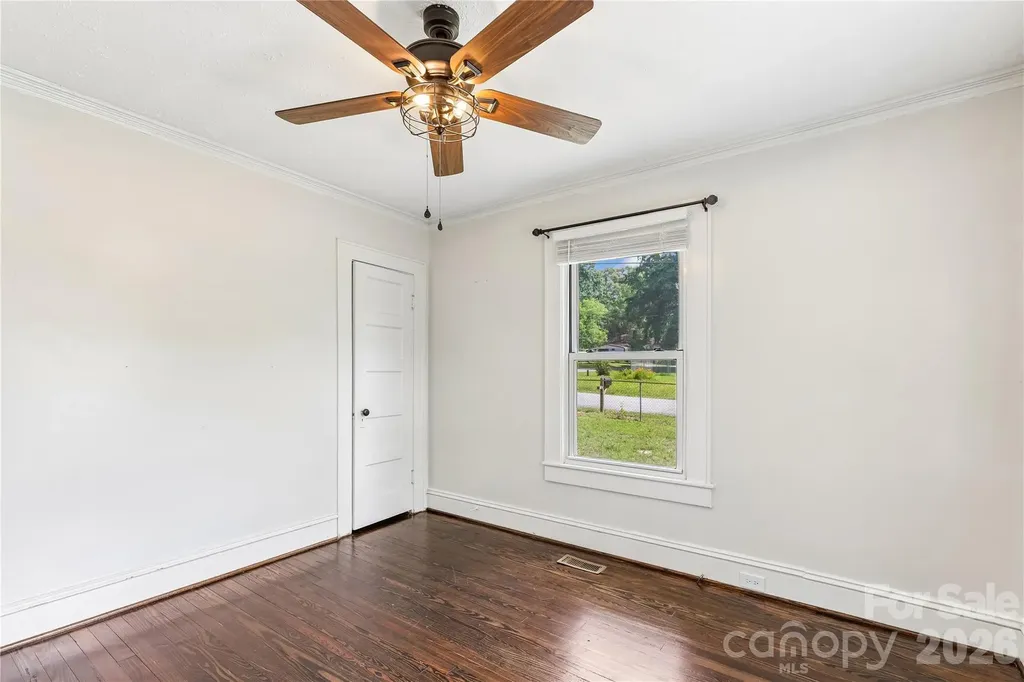 1010 Desoto Avenue Kannapolis NC 28083