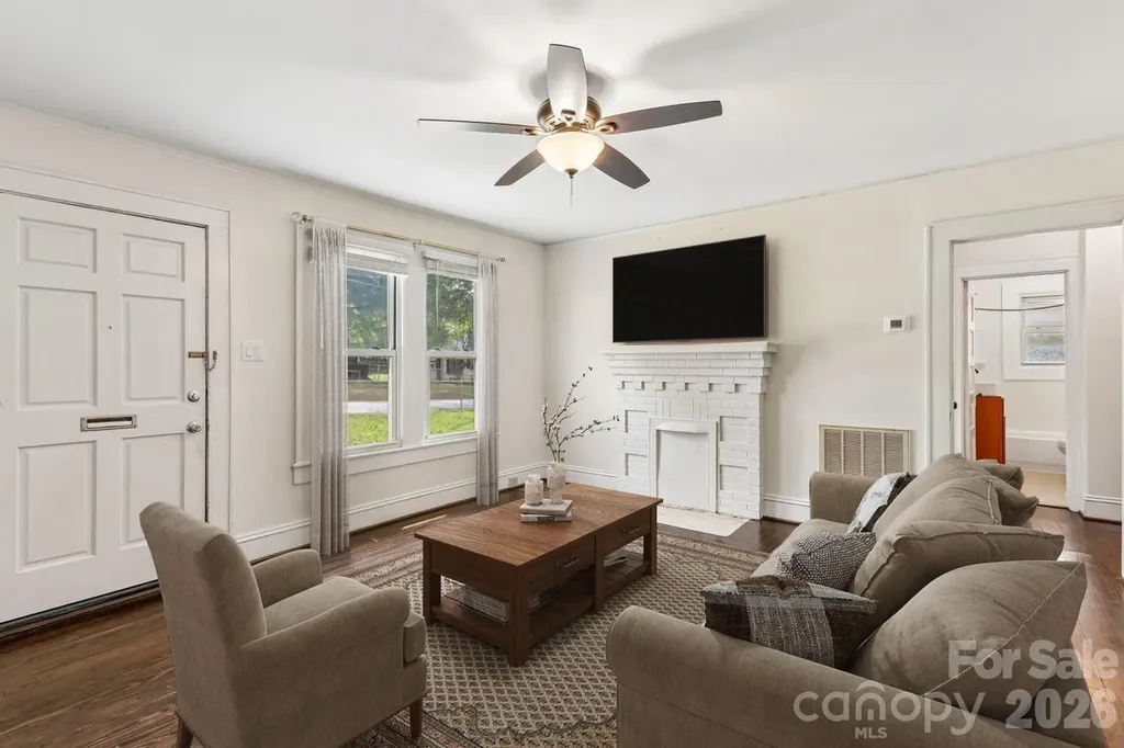 1010 Desoto Avenue Kannapolis NC 28083