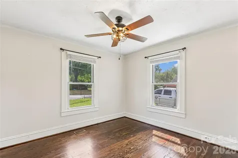 1010 Desoto Avenue Kannapolis NC 28083