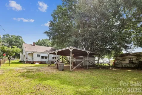 1010 Desoto Avenue Kannapolis NC 28083