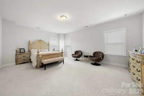 5005 Alexander Manor Drive Charlotte NC 28270