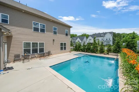 5005 Alexander Manor Drive Charlotte NC 28270