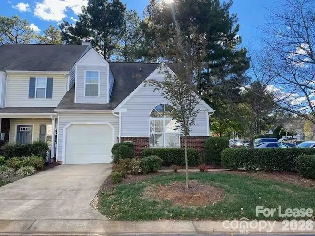 8263 Southgate Commons Drive Charlotte NC 28277