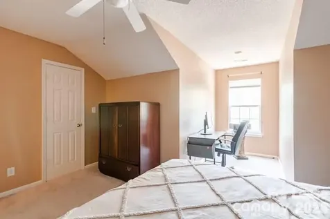 8263 Southgate Commons Drive Charlotte NC 28277