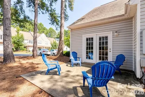 8263 Southgate Commons Drive Charlotte NC 28277