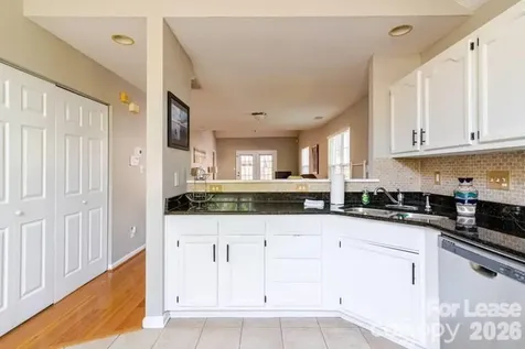 8263 Southgate Commons Drive Charlotte NC 28277