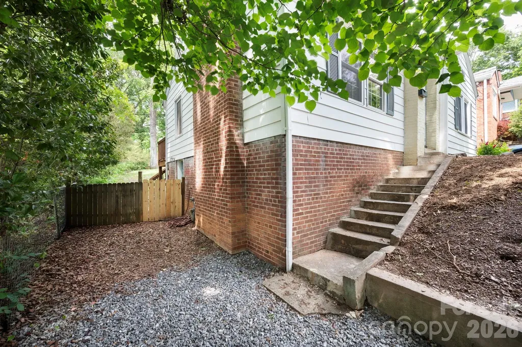 122 Coleman Avenue Asheville NC 28801
