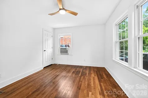 122 Coleman Avenue Asheville NC 28801