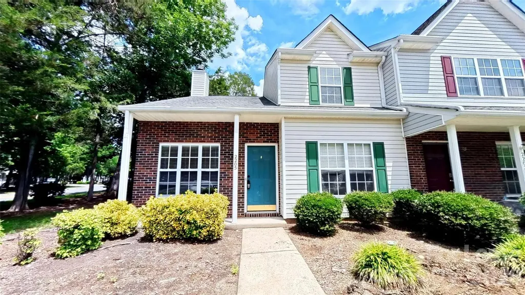 2205 Cigar Court Charlotte NC 28273