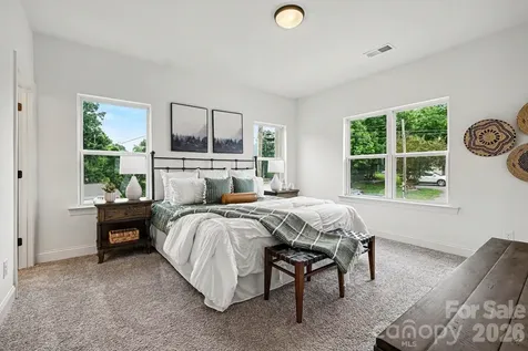 402 Pleasant Avenue Kannapolis NC 28081