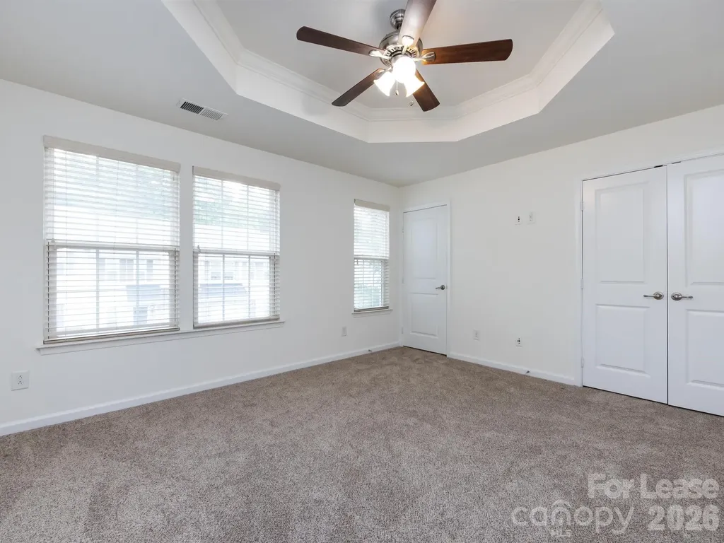 2436 Silverthorn Drive Charlotte NC 28273