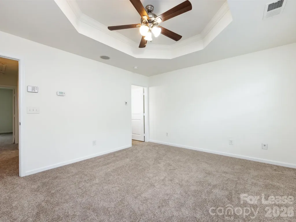 2436 Silverthorn Drive Charlotte NC 28273