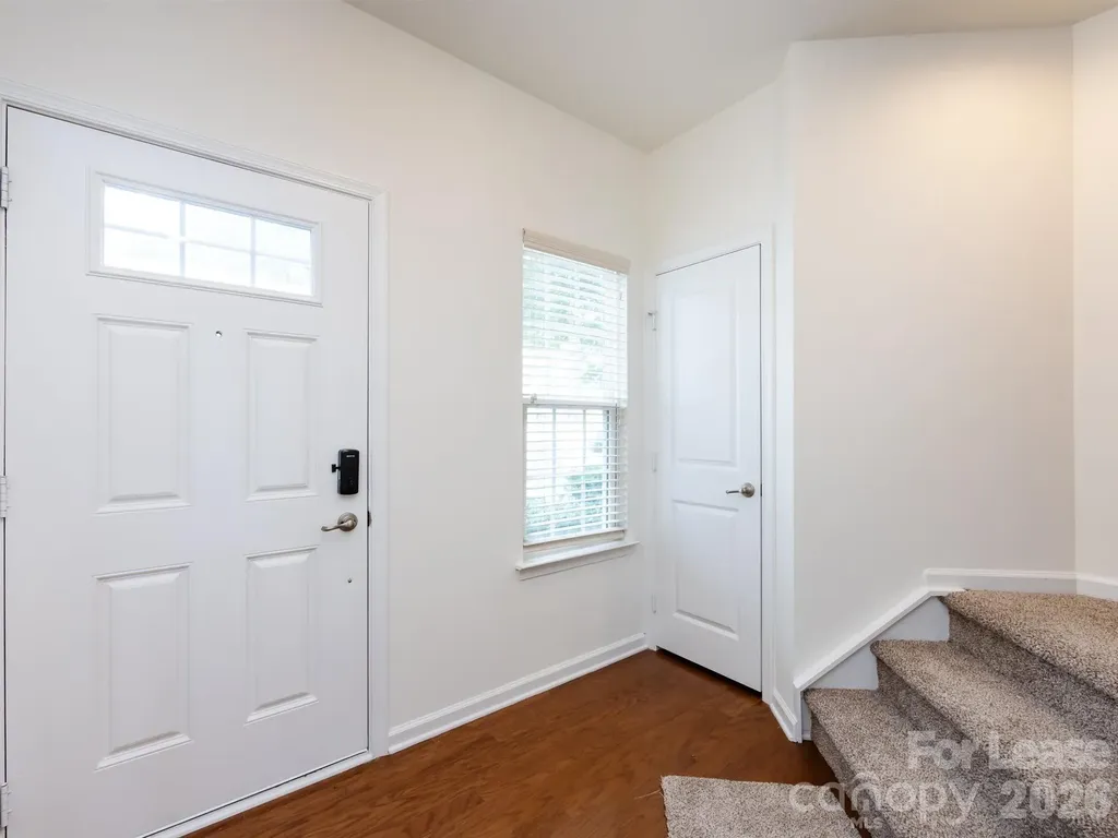 2436 Silverthorn Drive Charlotte NC 28273