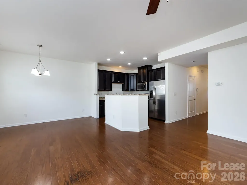 2436 Silverthorn Drive Charlotte NC 28273