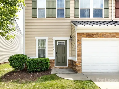 2436 Silverthorn Drive Charlotte NC 28273