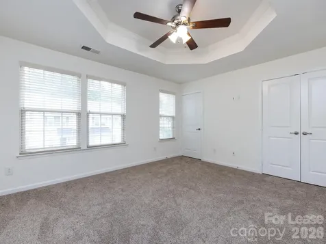 2436 Silverthorn Drive Charlotte NC 28273