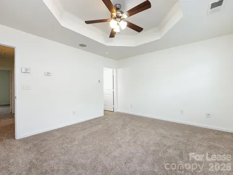 2436 Silverthorn Drive Charlotte NC 28273
