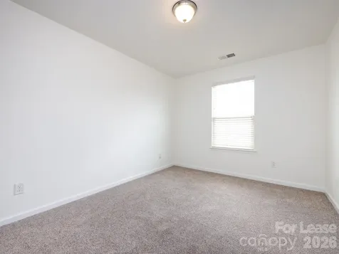 2436 Silverthorn Drive Charlotte NC 28273
