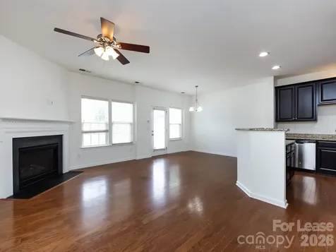 2436 Silverthorn Drive Charlotte NC 28273