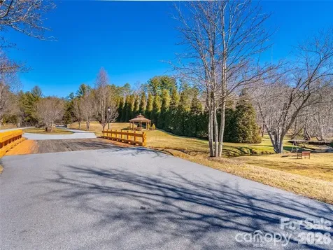 19 & 20 Marcus Ridge Drive Fairview NC 28730