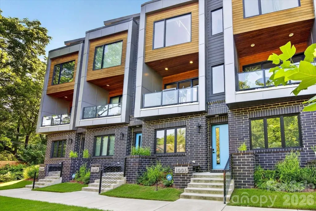 1005 Zinc Lane Charlotte NC 28205