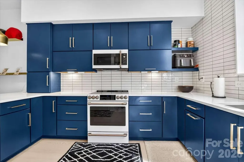 1005 Zinc Lane Charlotte NC 28205