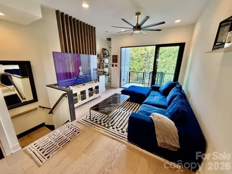 1005 Zinc Lane Charlotte NC 28205