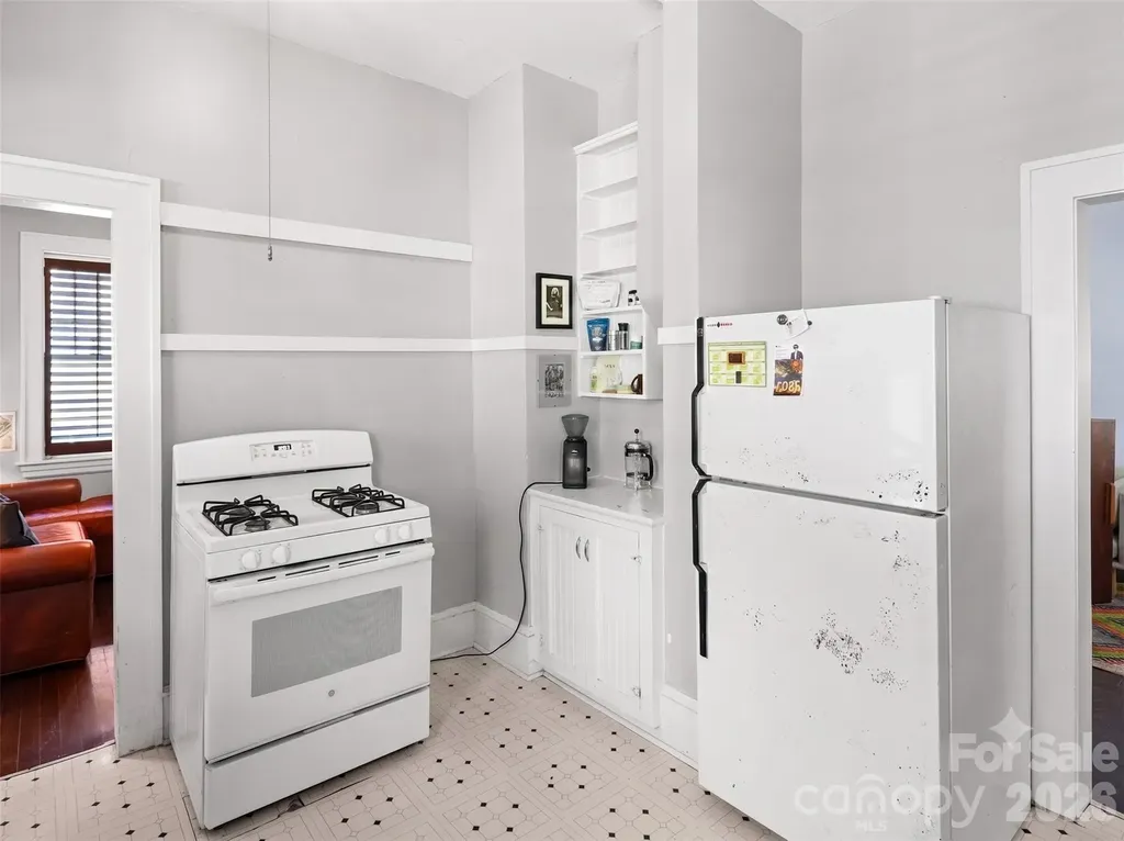 111 Annandale Avenue Asheville NC 28801