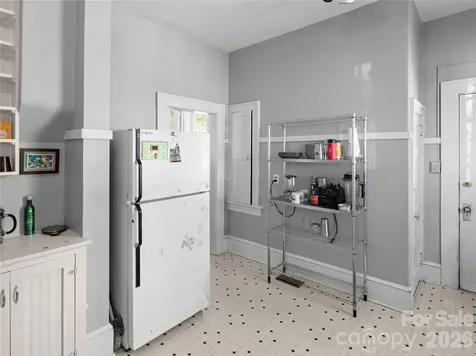 111 Annandale Avenue Asheville NC 28801