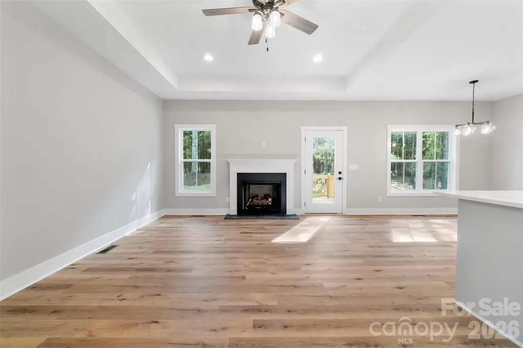 185 Shagbark Court West End NC 27376