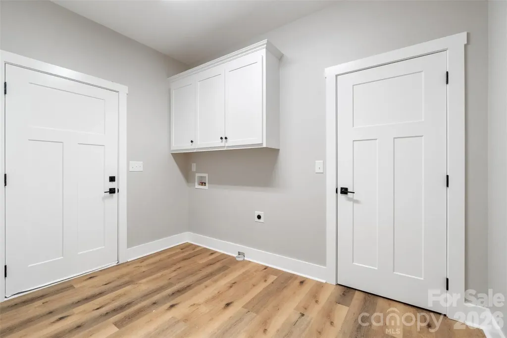 185 Shagbark Court West End NC 27376