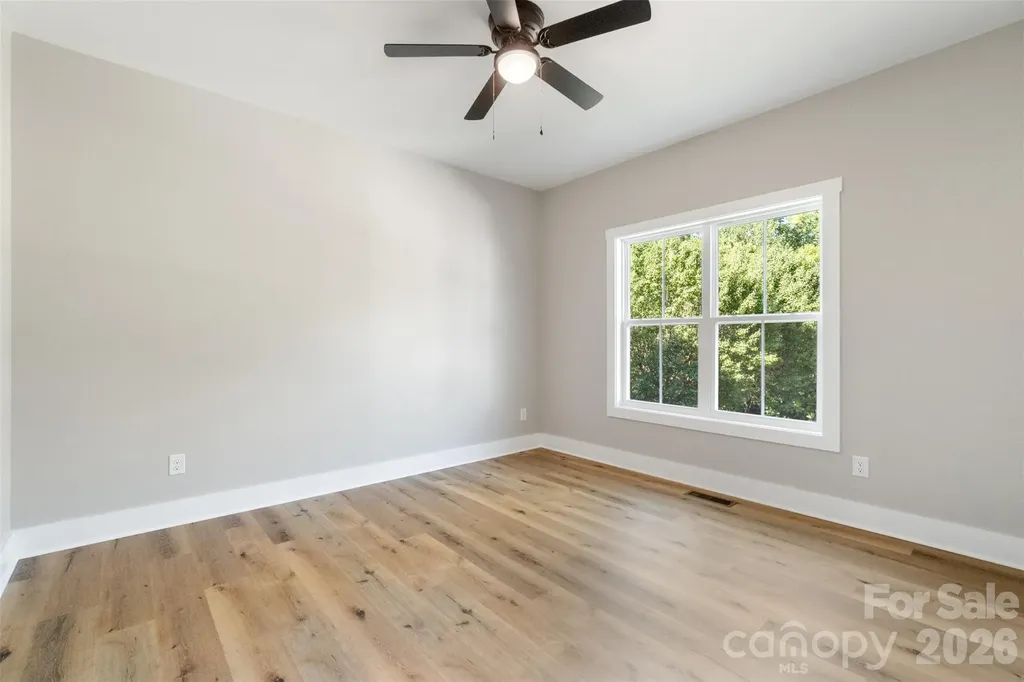 185 Shagbark Court West End NC 27376