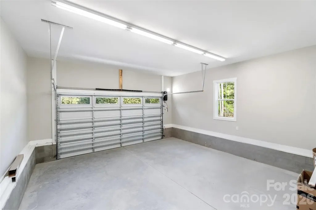 185 Shagbark Court West End NC 27376